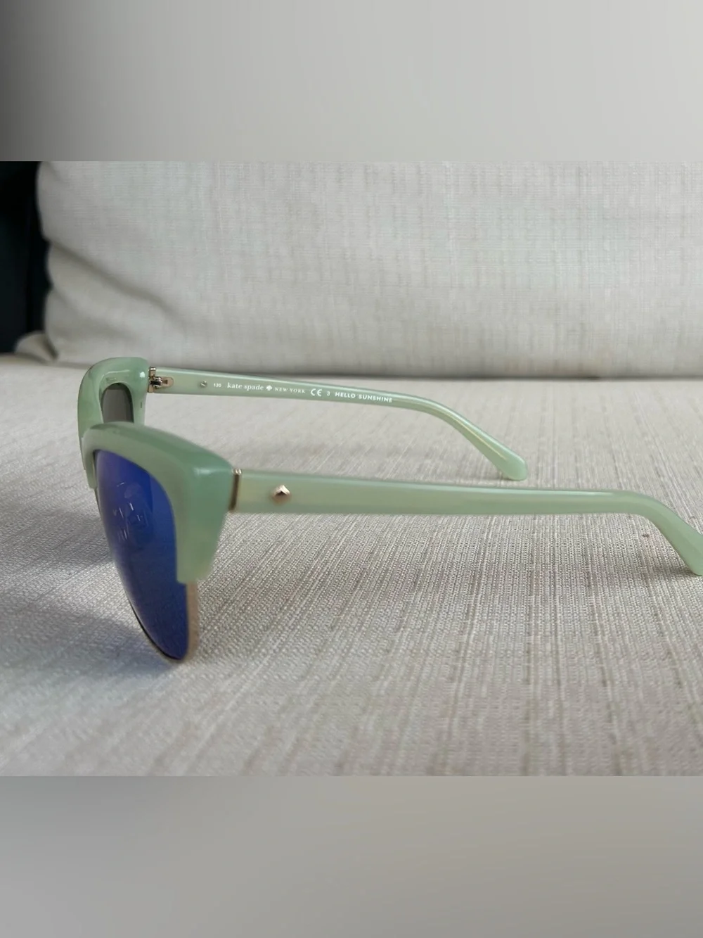 NWOT Kate spade Genette Sunglasses with Blue-Green Mirrored Lenses